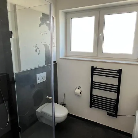 Apartamento Neue Und Modische Im Duisburger Sueden